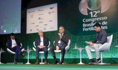 Mapa e setor de fertilizantes firmam acordo para ampliar previsibilidade e sustentabilidade