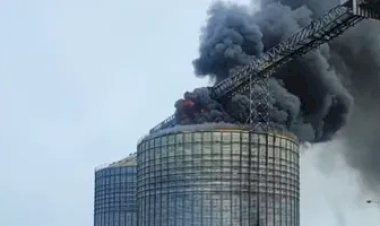 Fogo em silo da Cotribá mobiliza bombeiros há mais de dois dias no Sul