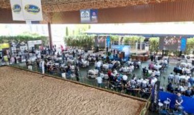 ABCZ realiza abertura oficial da 3ª ExpoLeite