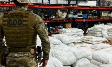 Operação integrada da PM e Receita Federal apreende 32 toneladas de agrotóxicos contrabandeados do Paraguai