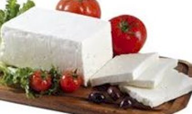 Grécia: surto de doença em rebanhos ameaça a produção e o futuro queijo feta