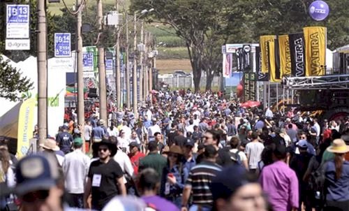 Na 30ª Agrishow, Brasil fortalece relações comerciais com mais de 50 países no agro