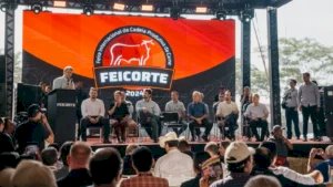 Governo de São Paulo fortalece a cadeia da carne na Feicorte