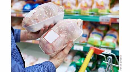 Embarques de carne de frango retrocedem a níveis registrados em 2020, no início da pandemia de Covid-19
