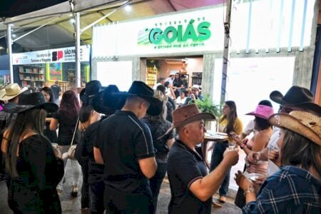 Expo Goiás destaca cachaçaria de alambique e agricultura familiar na Festa do Peão de Barretos