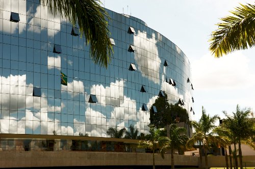 STF retoma julgamento sobre sub-rogação do Funrural em setembro