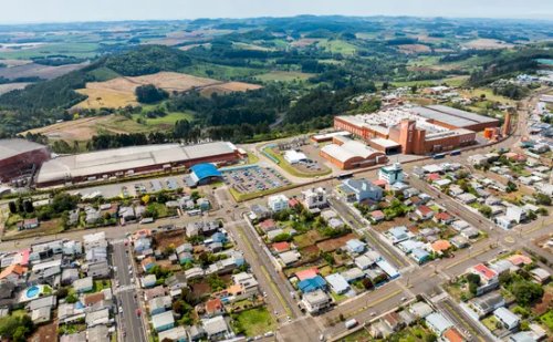 Kellanova inaugura expansão de R$ 360 milhões em fábrica em Santa Catarina