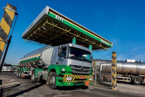 Diesel comum começa outubro 0,32 porcento mais caro, diz Edenred Ticket Log