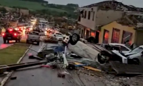 Tornado causa mortes e deixa rastro de destruição no Paraná