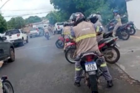 Funcionários de terceirizada da Equatorial Goiás realizam motociata após 40 dias sem pagamento