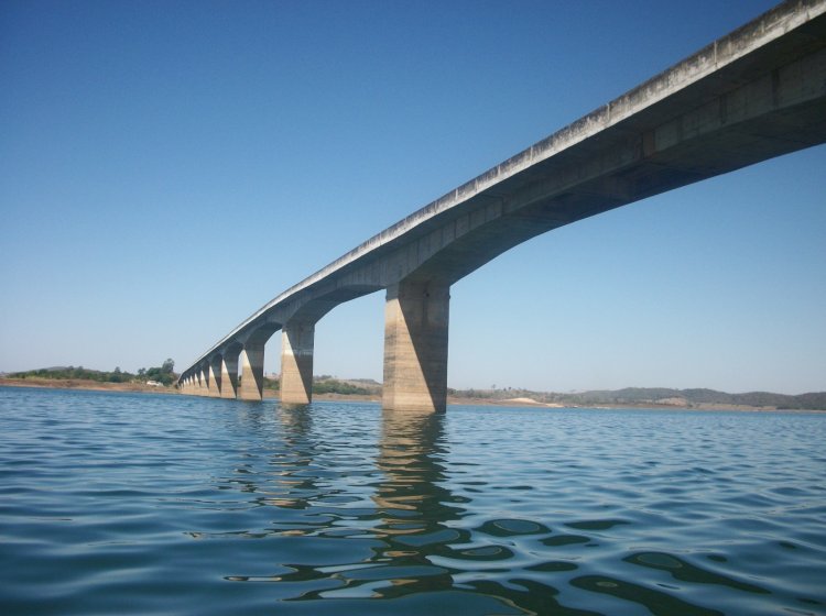 Governo de Goiás inicia restauração da ponte Quincas Mariano, na divisa com Minas Gerais